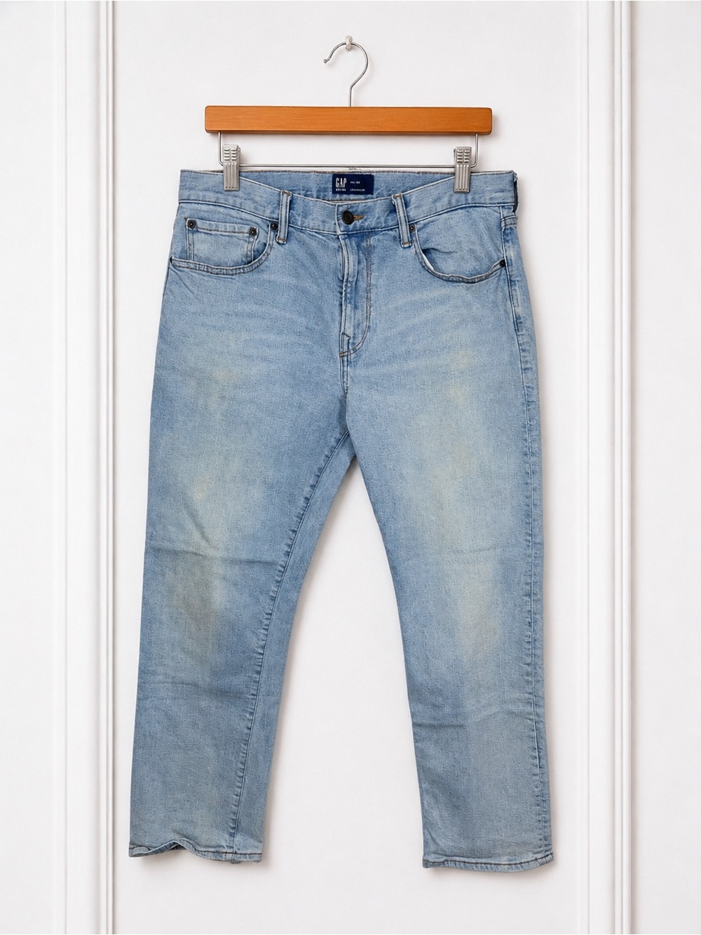 GAP Men's Washed Light Blue Straight Jeans